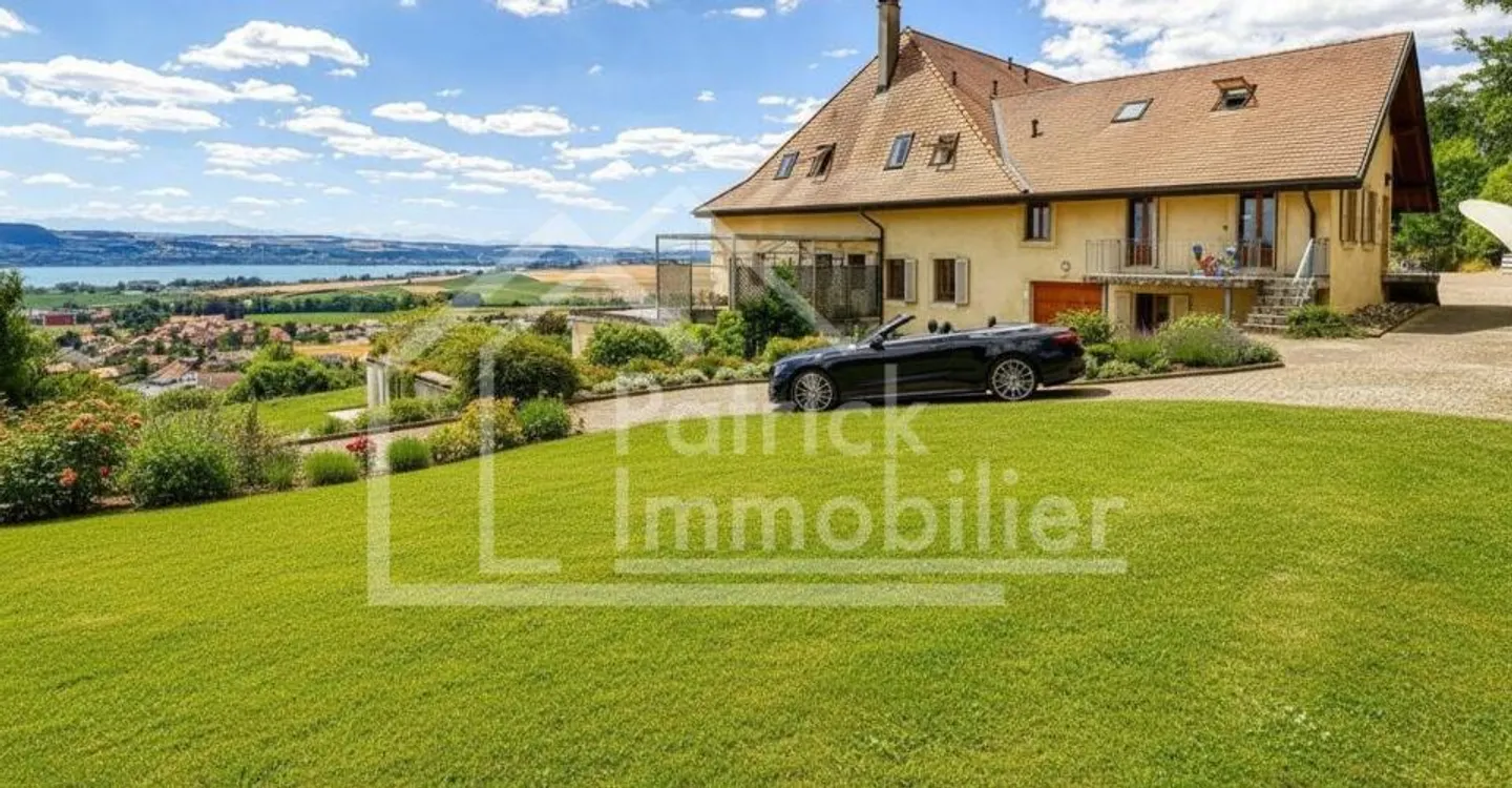 Triplex exclusif à Champagne - Photo 1 sur 13