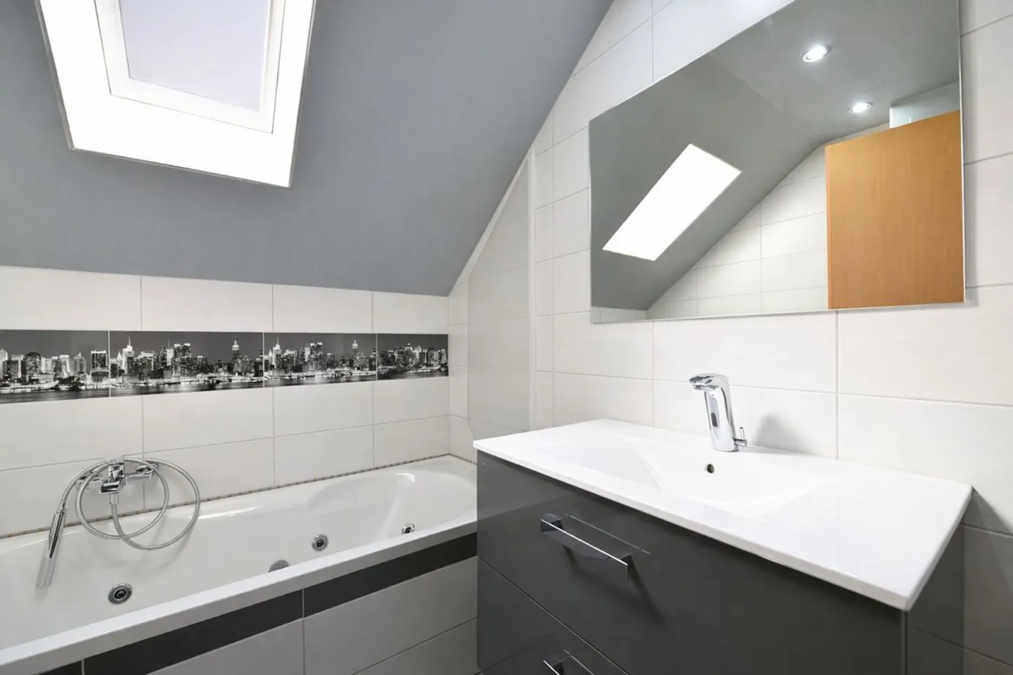 Familienvilla mit Möglichkeit für ein separates Studio - Photo 10 sur 12