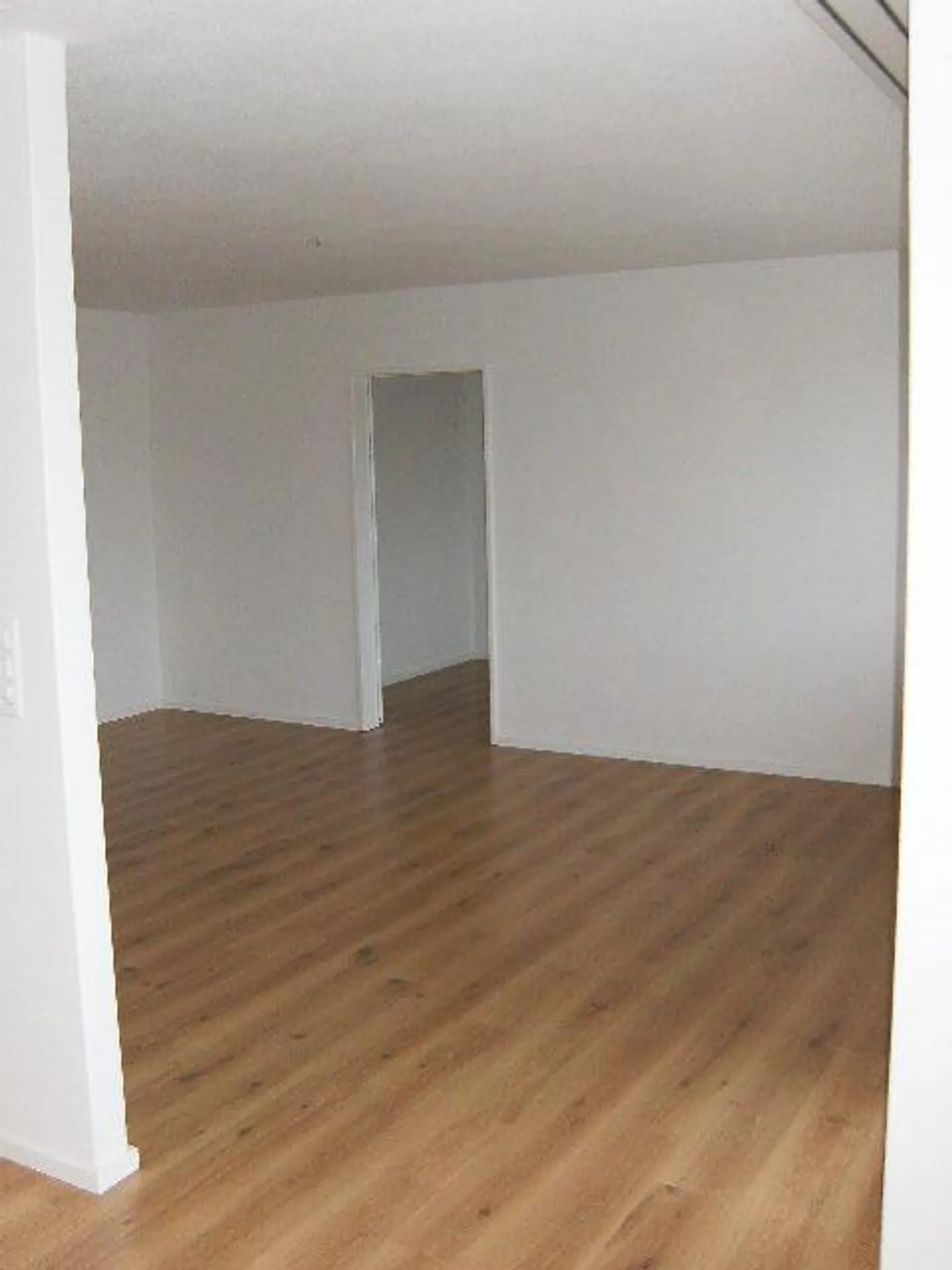 4.5 Room Apartment including Underground and Outdoor Parking - Photo 6 of 9