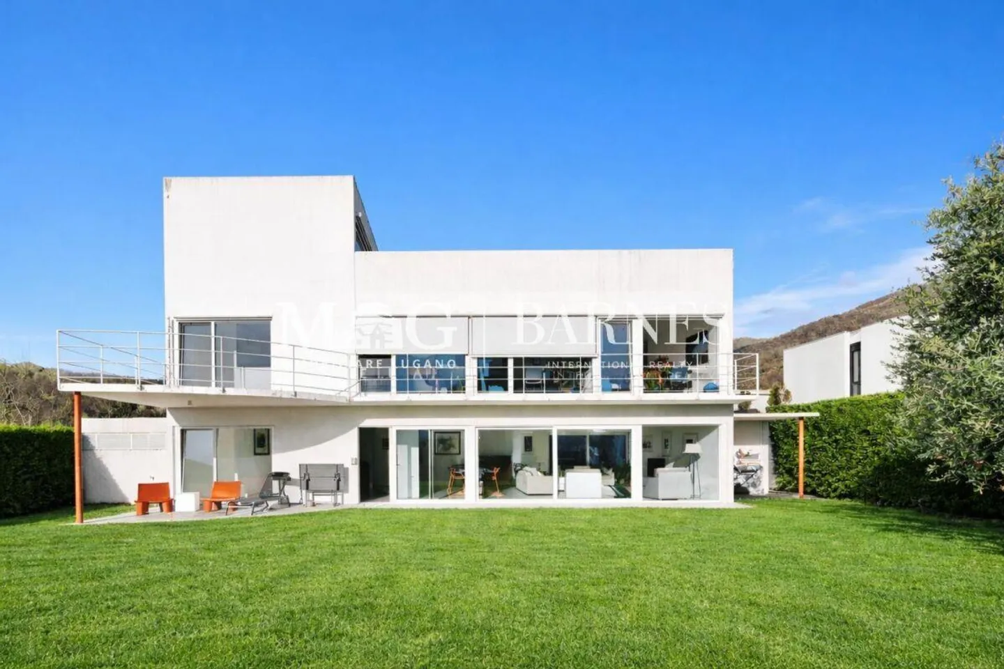 Moderne Villa mit Garten in Lugano - Foto 1 von 20