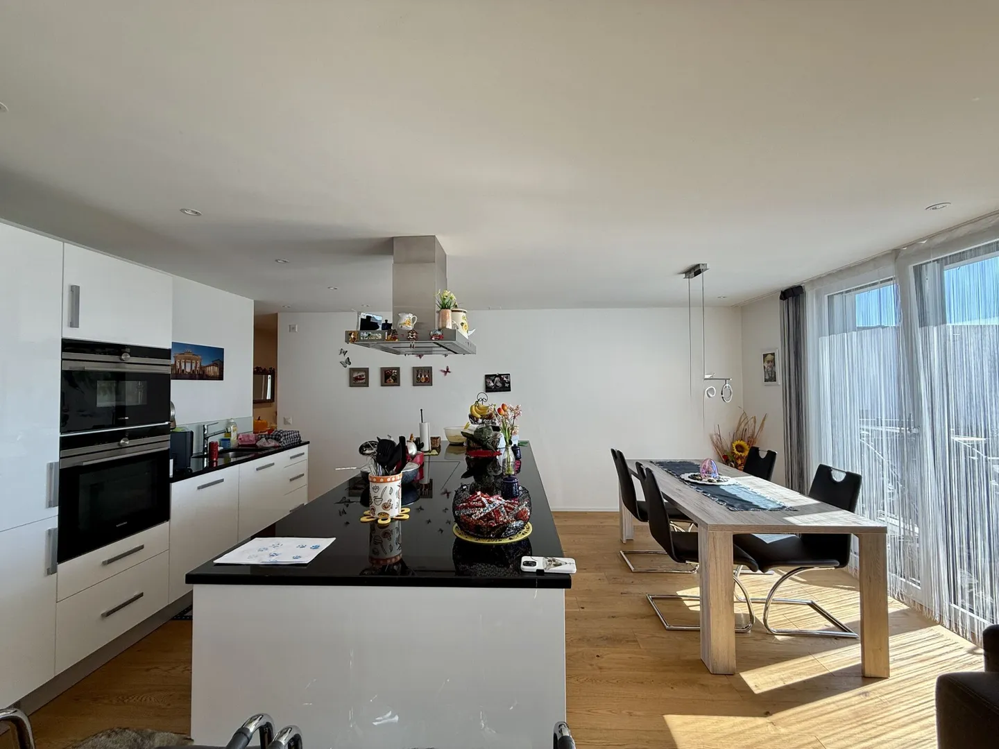 Modernes Familienparadies in Oensingen! 6.5-Zimmer Einfamilienhaus mit viel Platz und Charme - Foto 6 von 18
