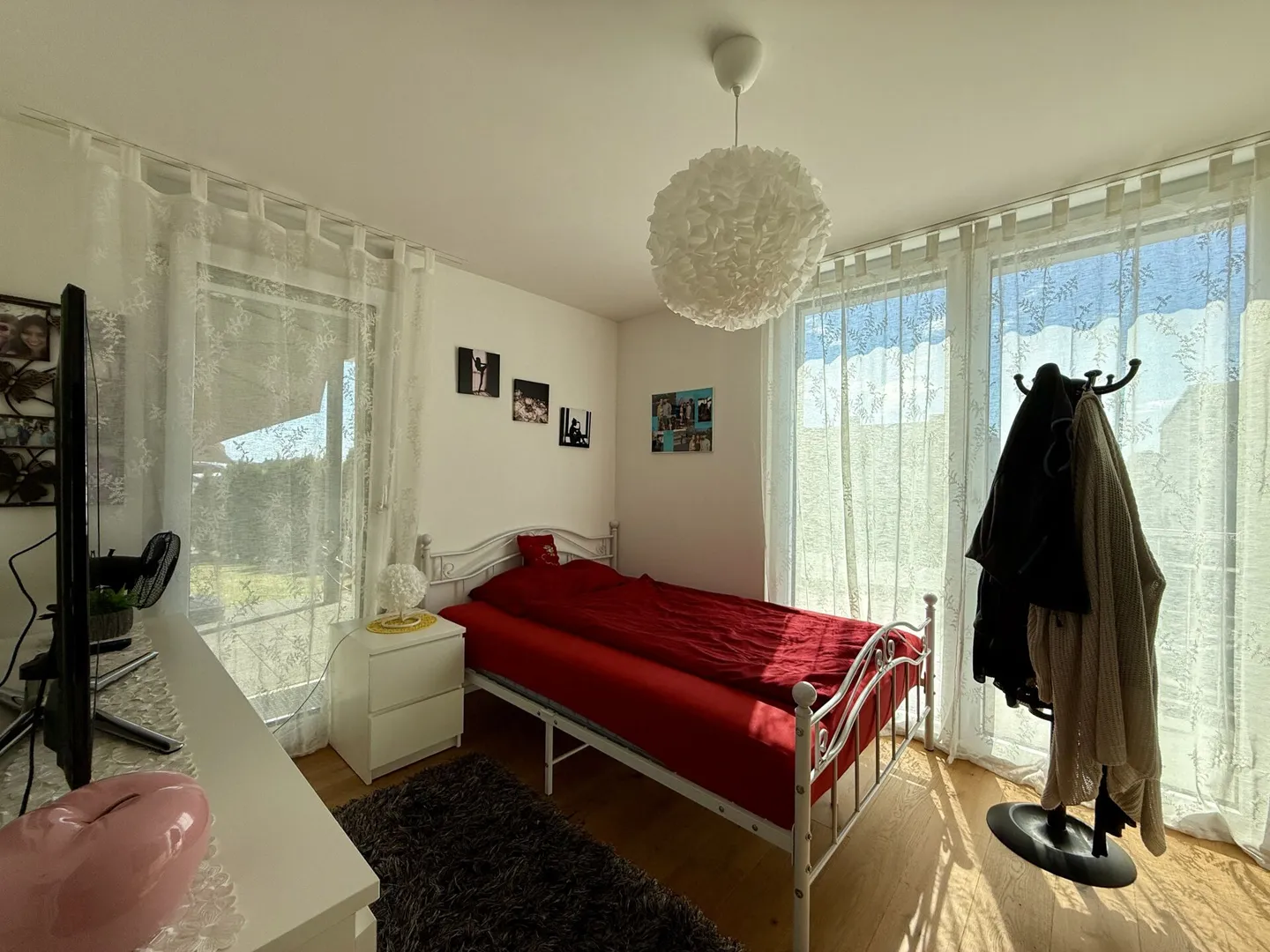 Modernes Familienparadies in Oensingen! 6.5-Zimmer Einfamilienhaus mit viel Platz und Charme - Foto 9 von 18