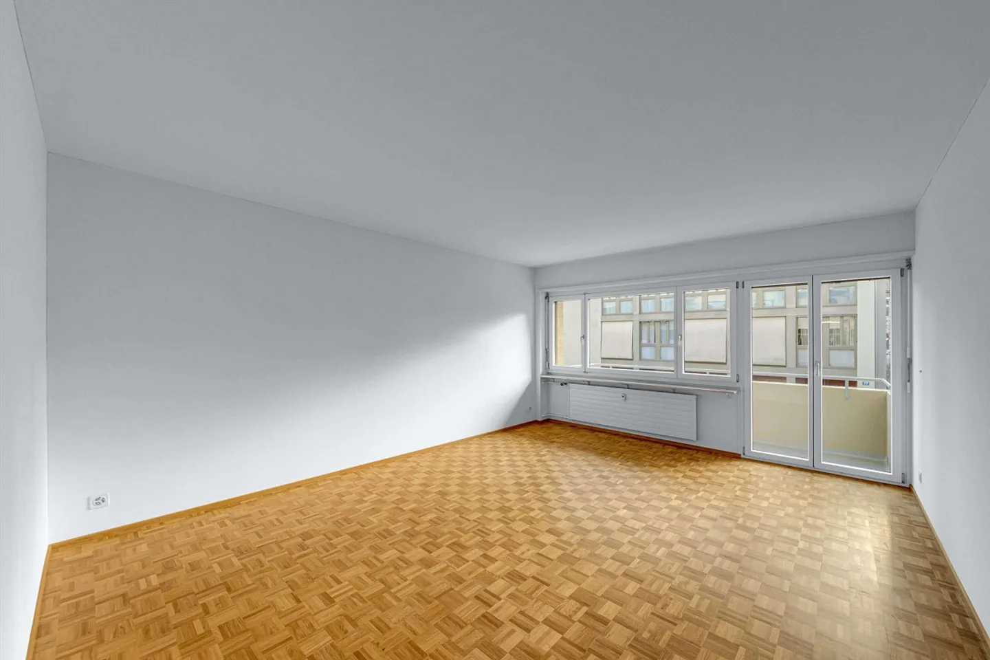 Spacious 4.5-room apartment in the Gundeldinger district, near... - Photo 6 of 13