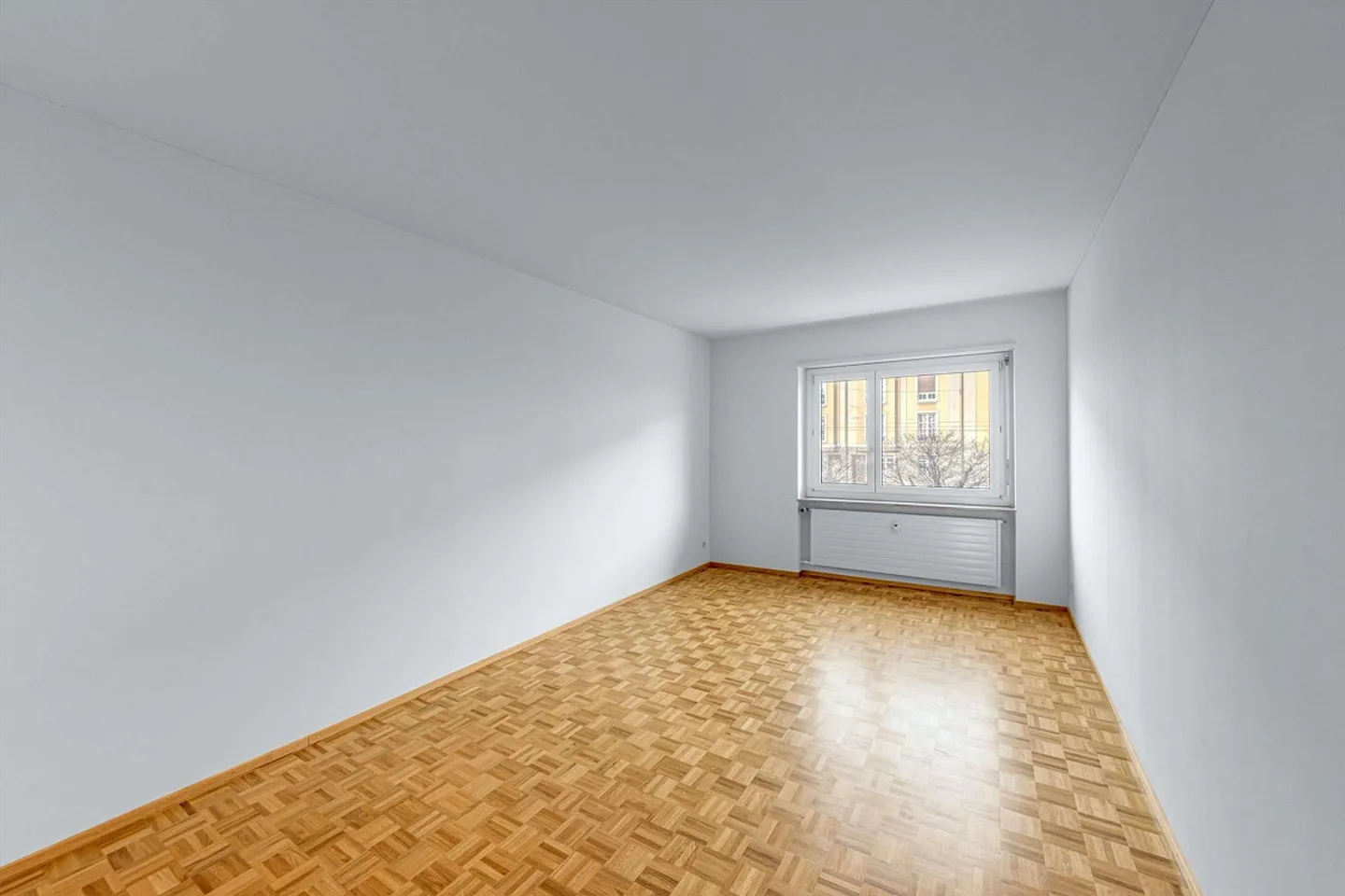 Spacious 4.5-room apartment in the Gundeldinger district, near... - Photo 9 of 13