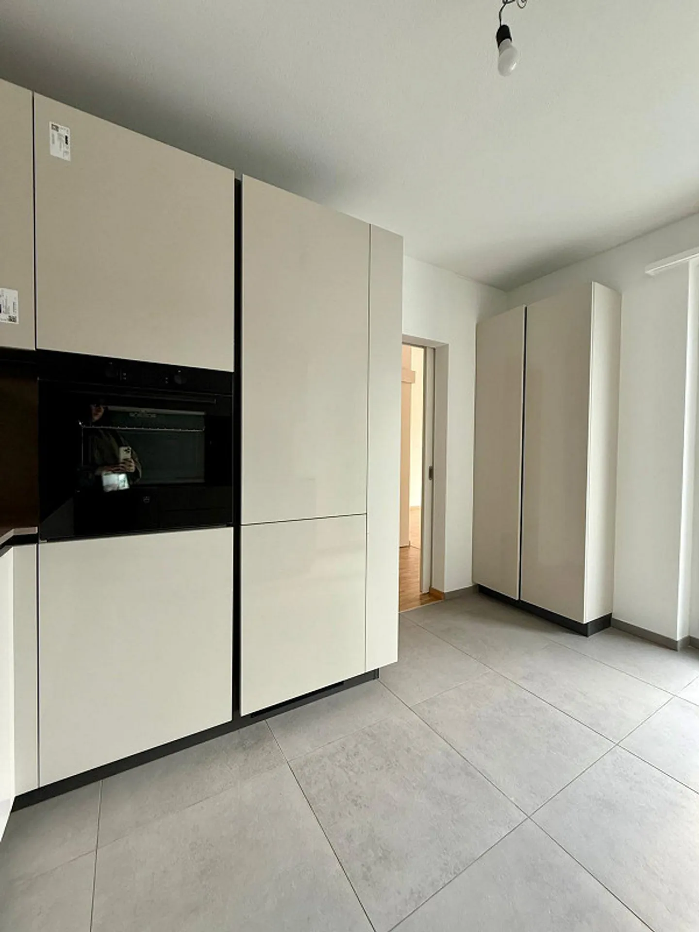 Viganello - Affittasi luminoso 5.5 locali - Foto 6 di 13