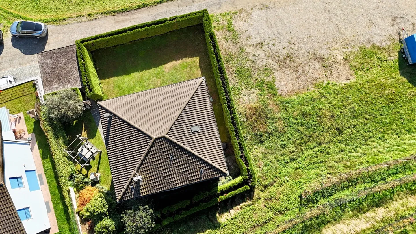 Elegant Villa with Panoramic View and Expansion Potential - Photo 15 of 15