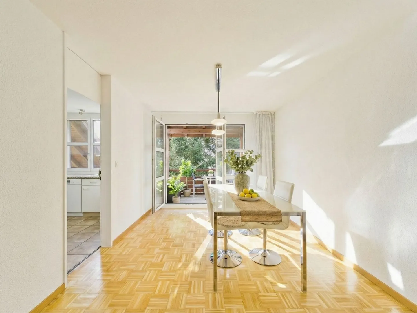 Appartement spacieux de 5 pièces avec balcon à Affoltern am Albis - Photo 4 sur 13