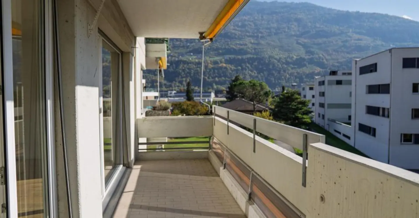 Wunderschöne Renovierung einer 3,5-Zimmer-Wohnung in Sion - Foto 6 von 8