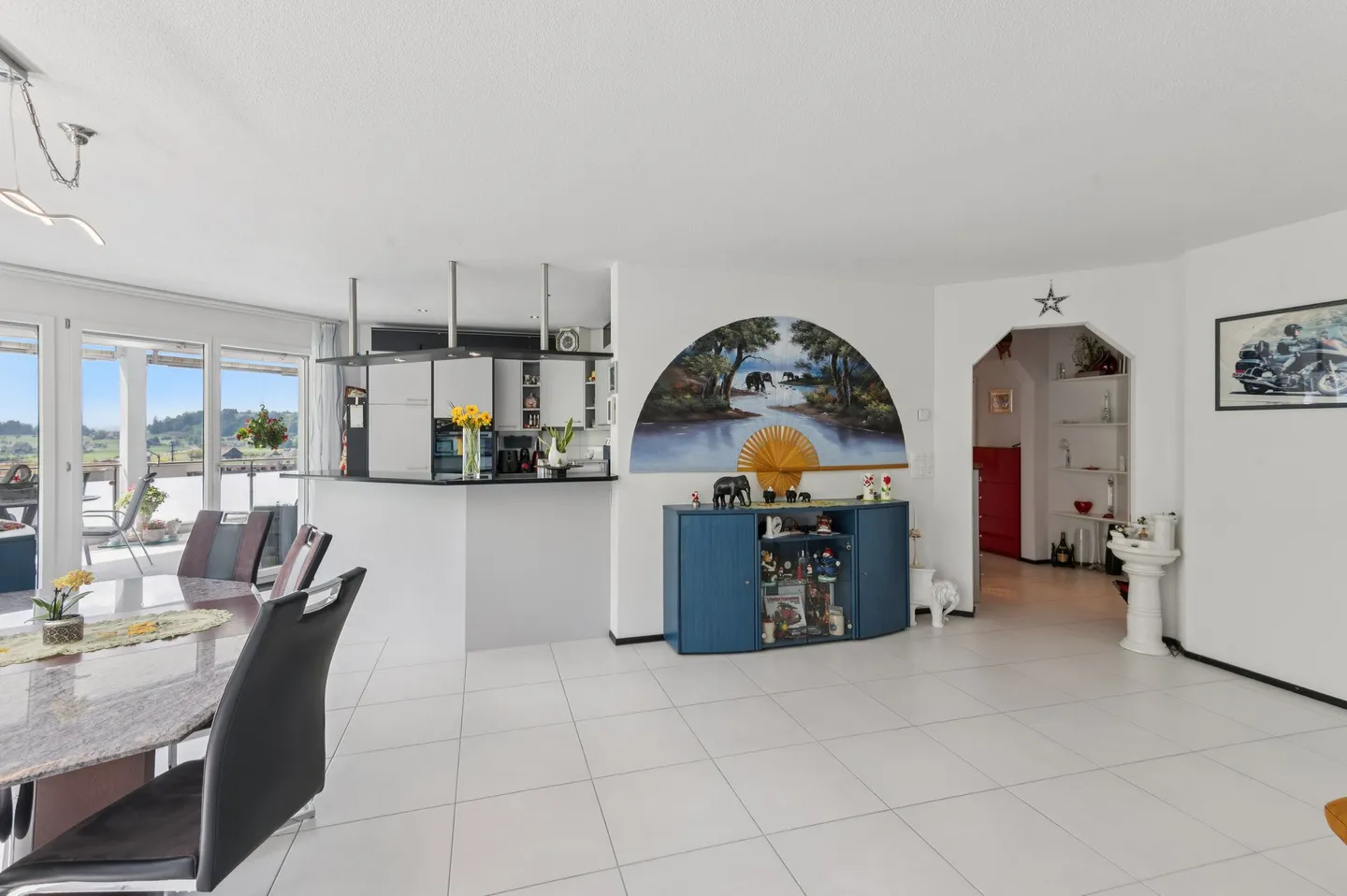 Geräumige 5.5-Zimmer-Wohnung - Foto 5 von 11