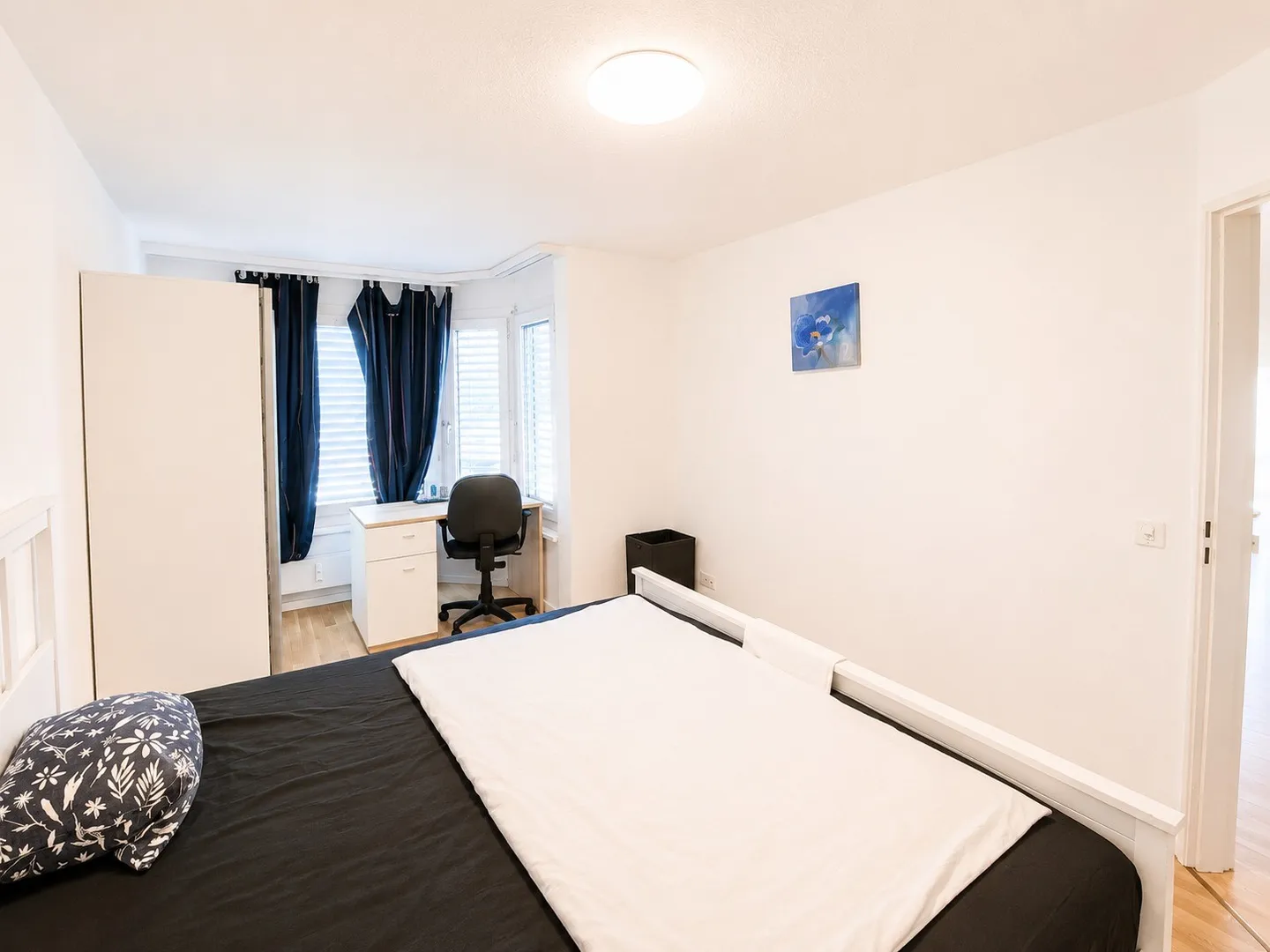 🌟 Appartement 2,5 pièces avec ascenseur dans un emplacement de premier choix Zone 10 🌟 - Photo 6 sur 11