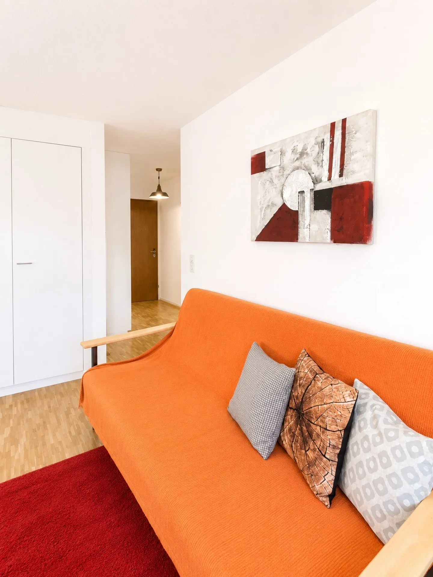 🌟 Appartement 2,5 pièces avec ascenseur dans un emplacement de premier choix Zone 10 🌟 - Photo 3 sur 11