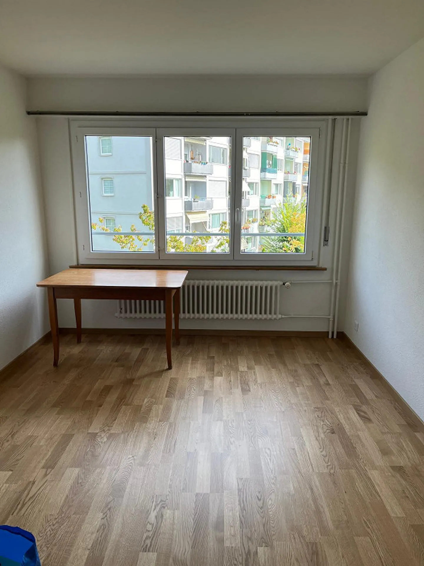 Charmante appartement 2 pièces dans un emplacement central - disponible à partir du 1er mai - Photo 3 sur 7