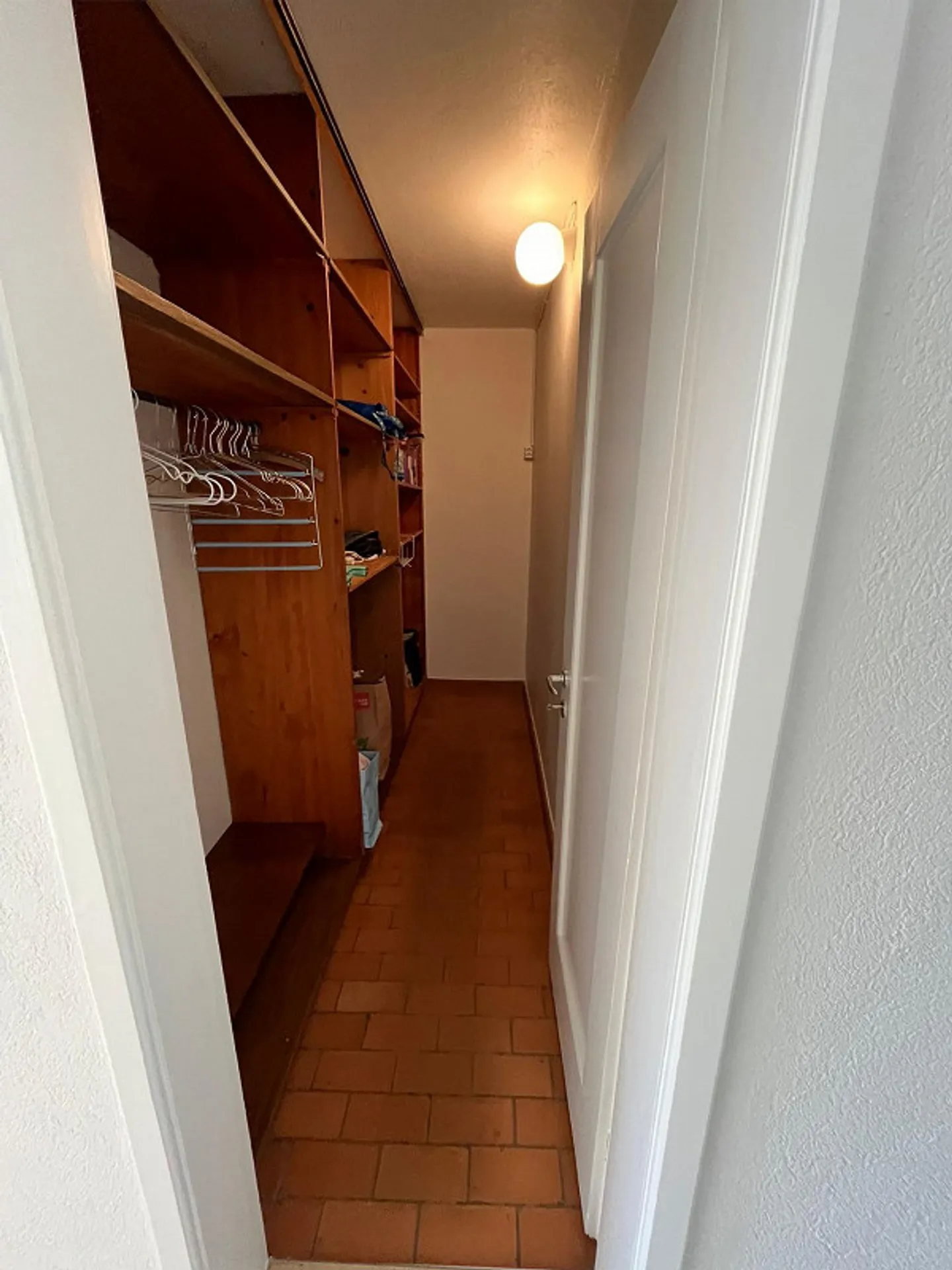 Charmante appartement 2 pièces dans un emplacement central - disponible à partir du 1er mai - Photo 4 sur 7