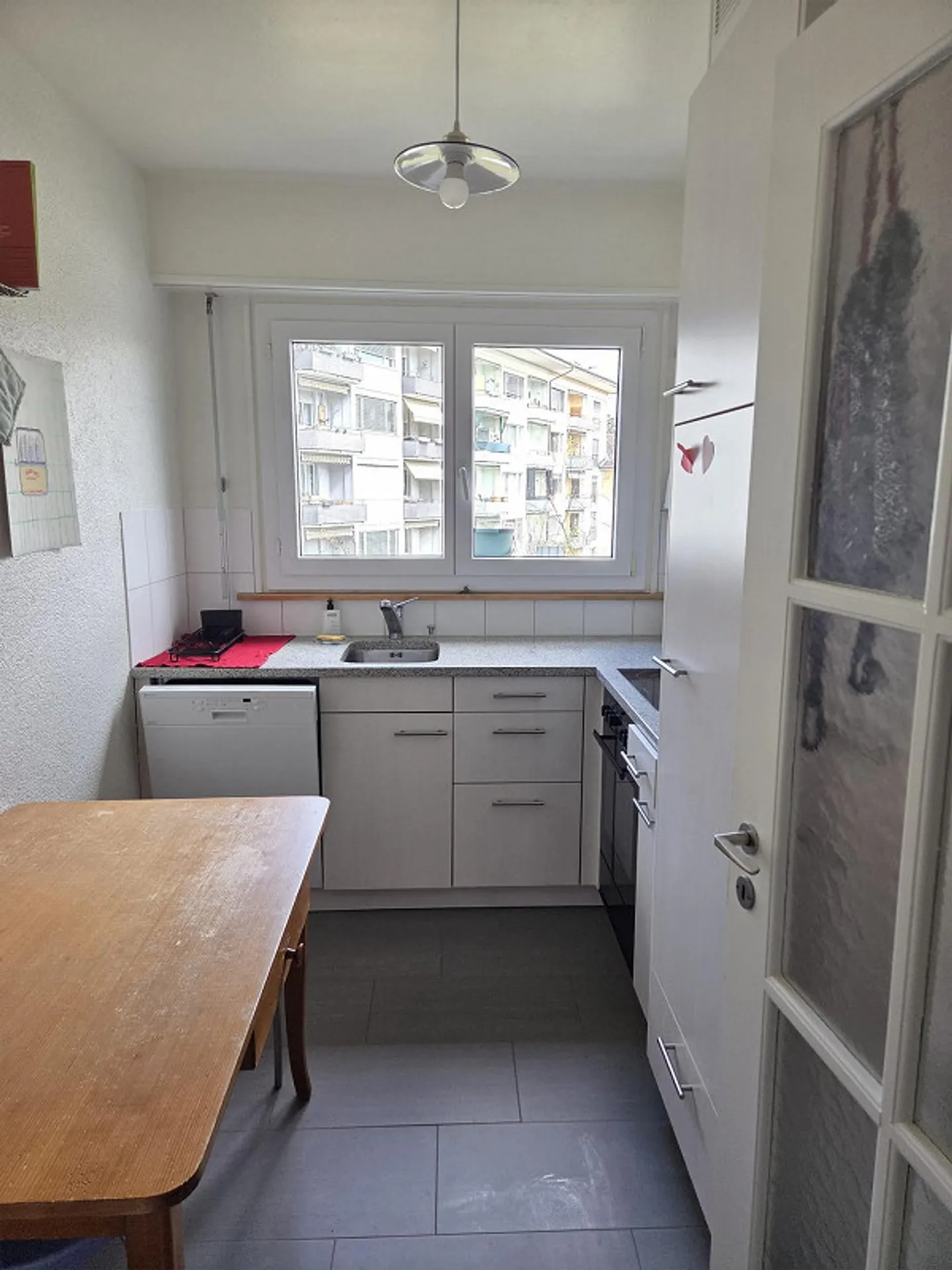 Charmante appartement 2 pièces dans un emplacement central - disponible à partir du 1er mai - Photo 6 sur 7