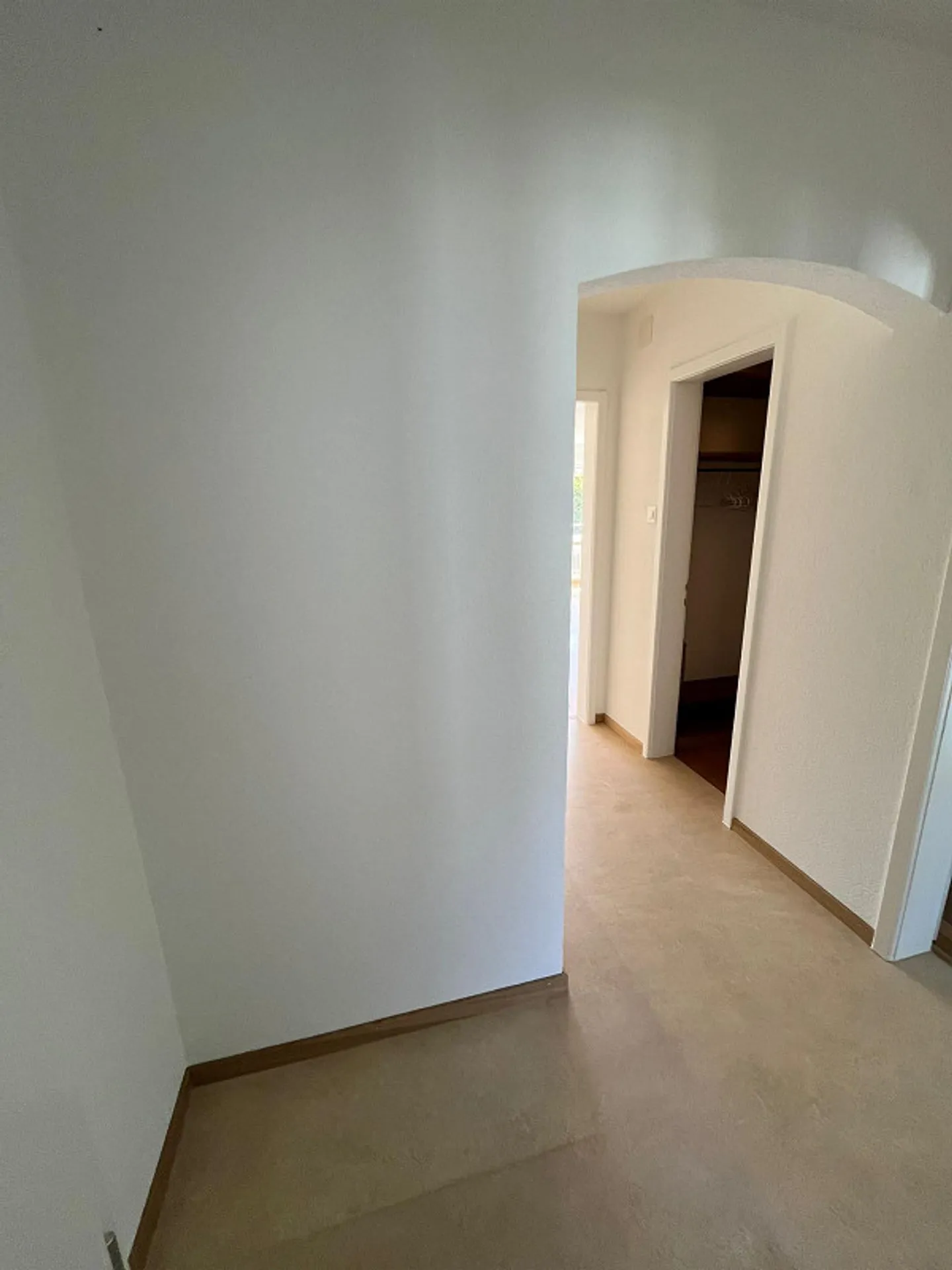 Charmante appartement 2 pièces dans un emplacement central - disponible à partir du 1er mai - Photo 7 sur 7