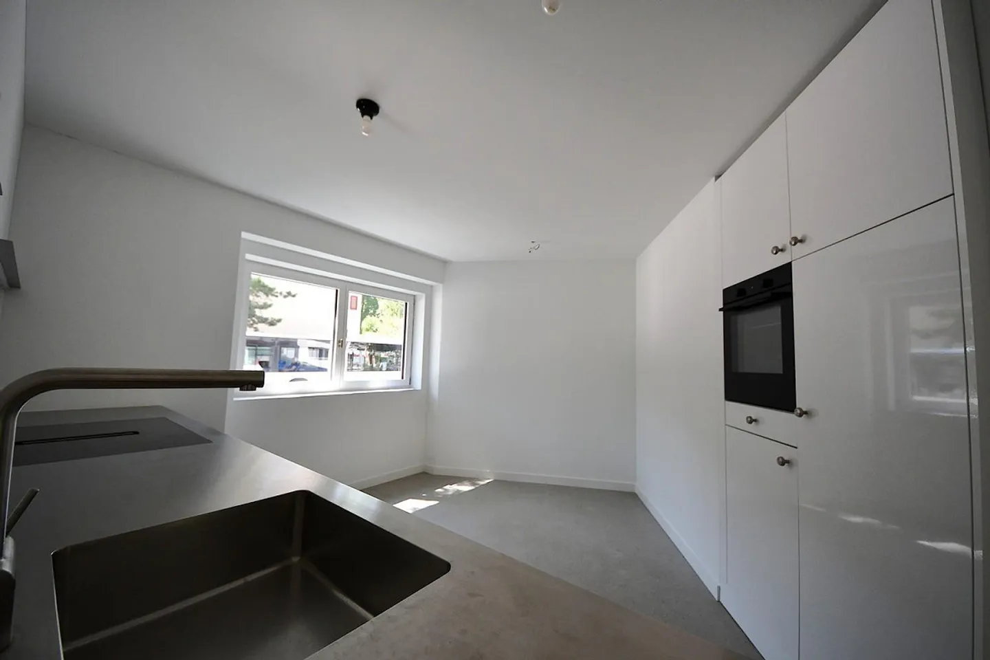 Appartement 3.5 pièces à louer sur la Triemlistrasse - Photo 2 sur 9
