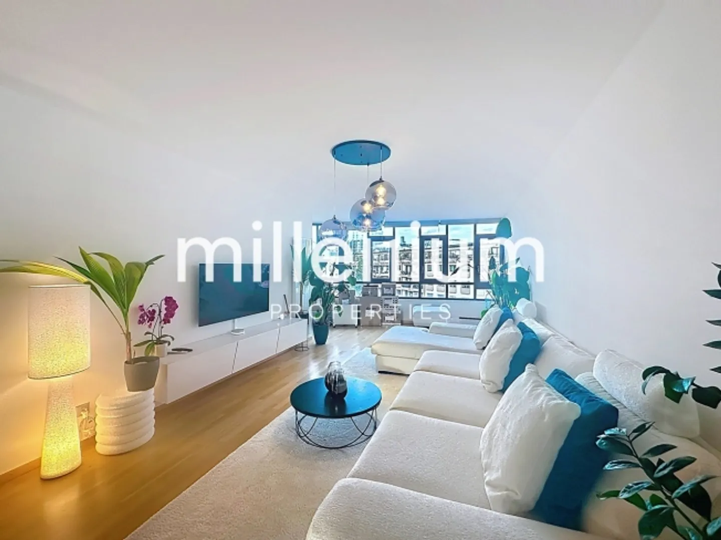 Große Wohnung mit Terrasse in Carouge. - Foto 2 von 7