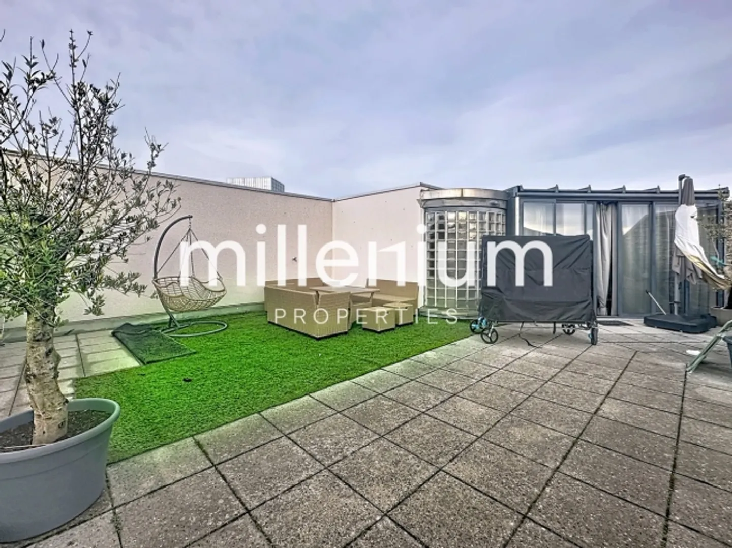 Große Wohnung mit Terrasse in Carouge. - Foto 6 von 7