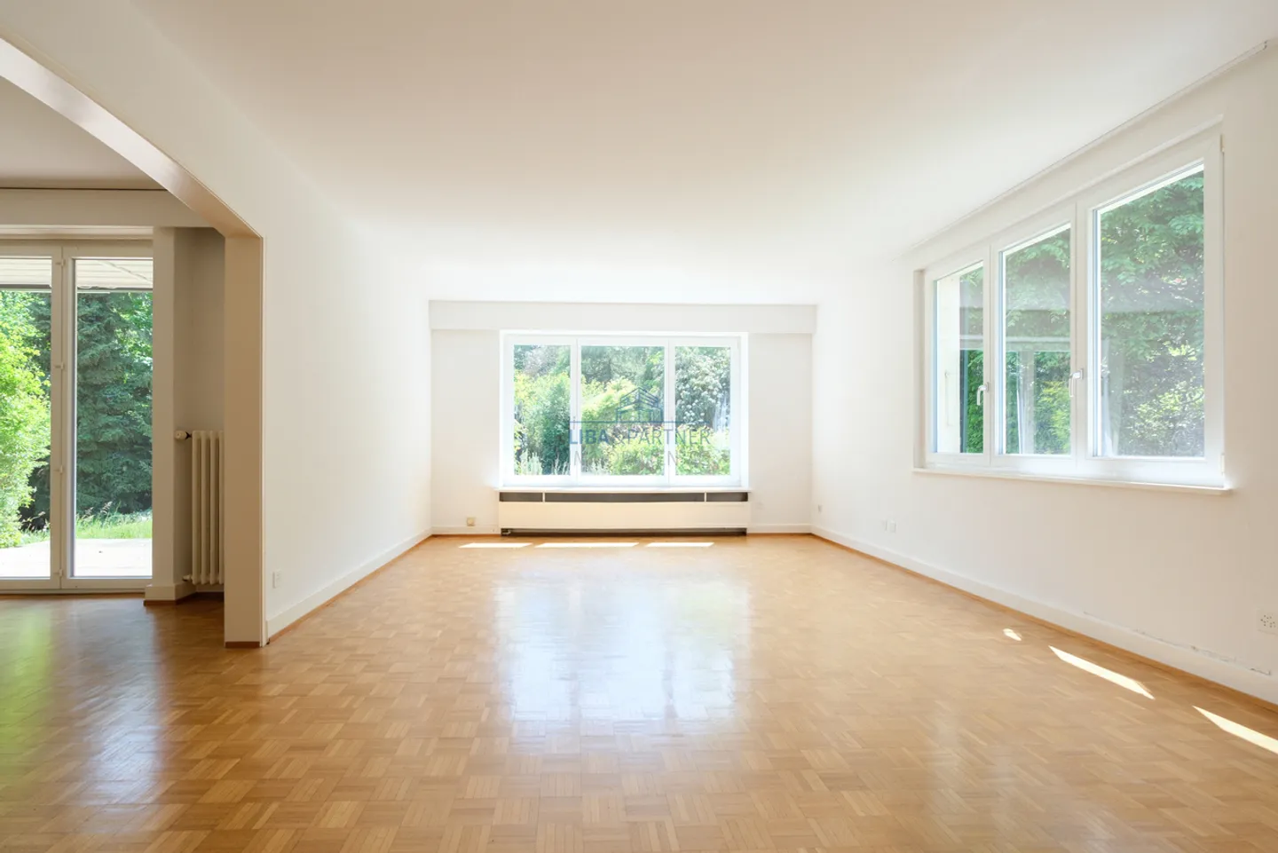 Charmantes Familienhaus in Bottmingen - Foto 4 von 12
