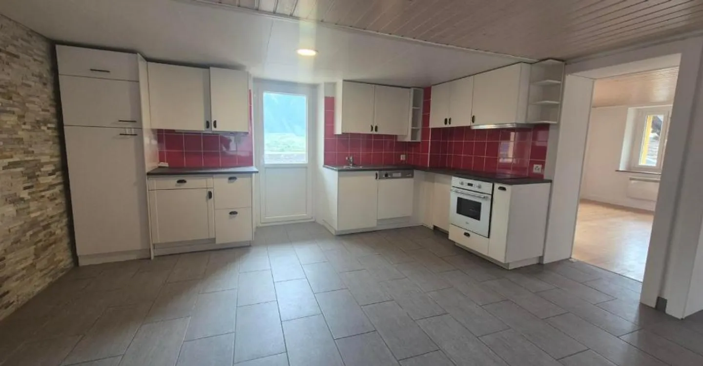 Dorfhaus mit zwei Wohnungen. - Foto 2 von 6