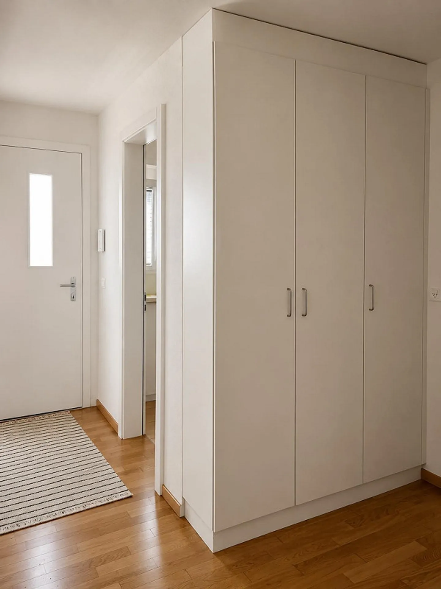 Appartamento duplex con balcone e terrazza sul tetto nel cuore di Lucerna - Foto 15 di 18