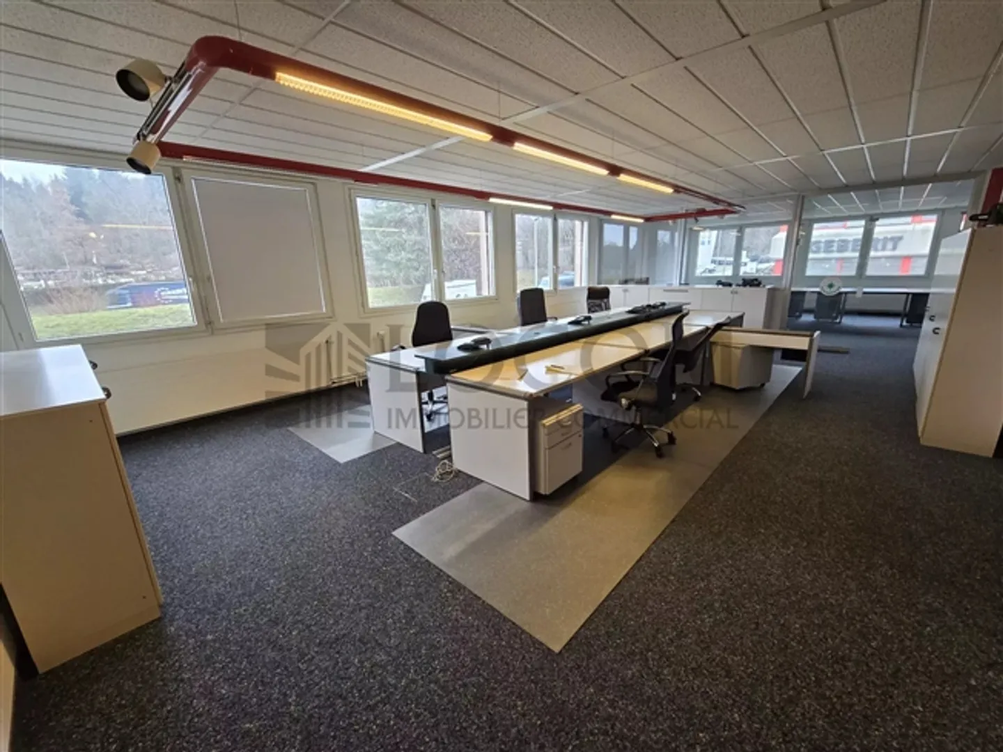 "Spaces for Rent in a Serviced Building" - Photo 2 of 13