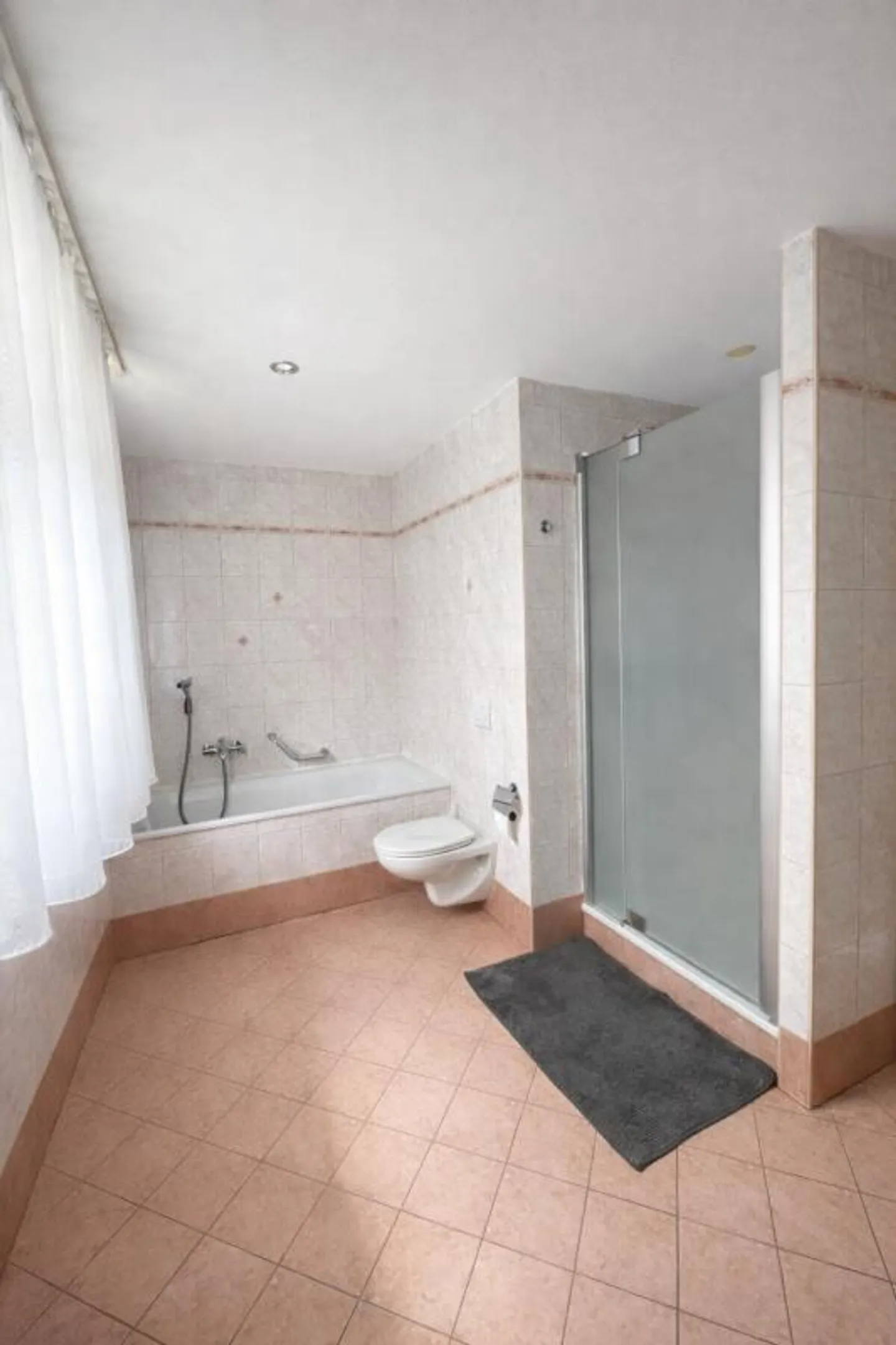 Family Paradise in a Popular and Sunny Residential Area - Photo 9 of 10