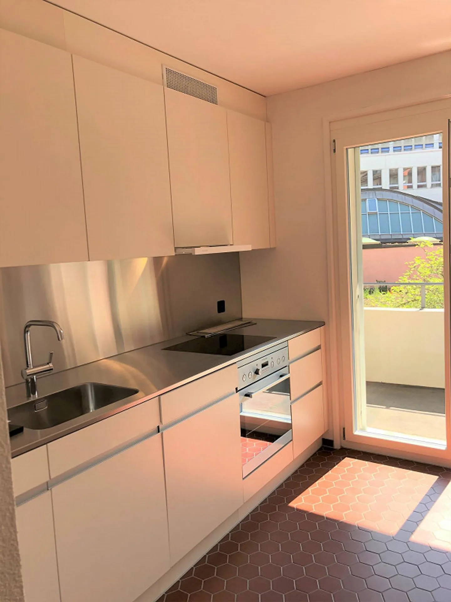 moderne 2-Zimmerwohnung an top Lage - Foto 4 von 17