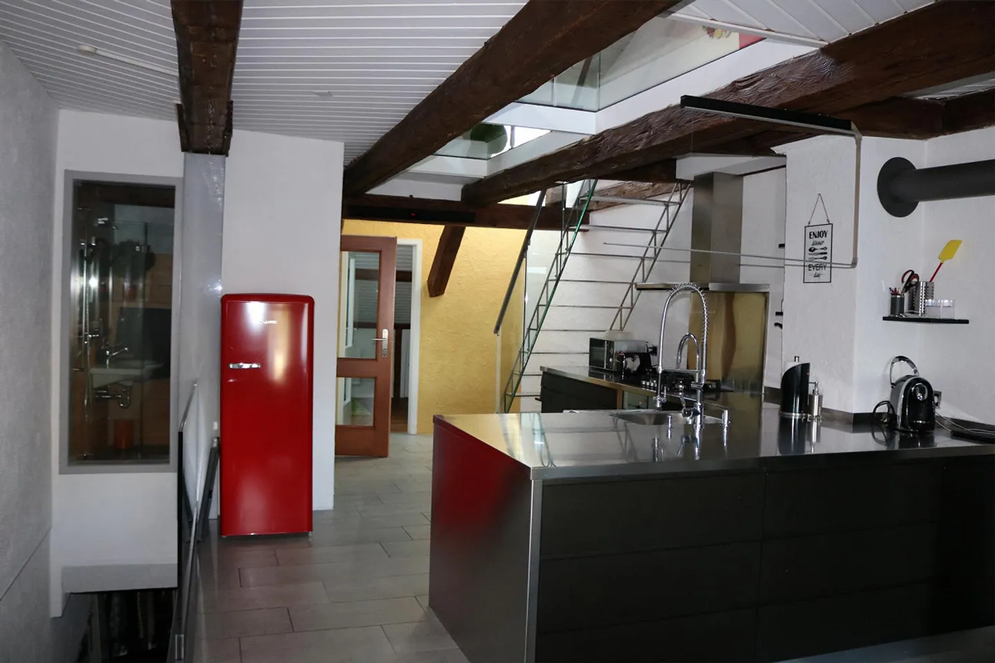 Charmante 4.5 Zimmer Maisonette-Wohnung in historischem Altbau - Foto 7 von 13