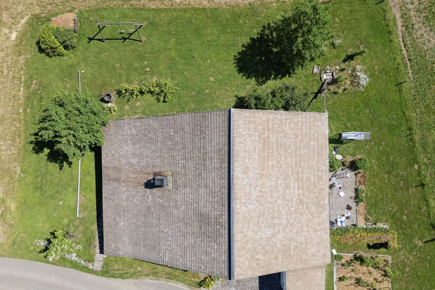 Magnificent renovated farmhouse. Entered into the history of watchmaking - Photo 6 of 31