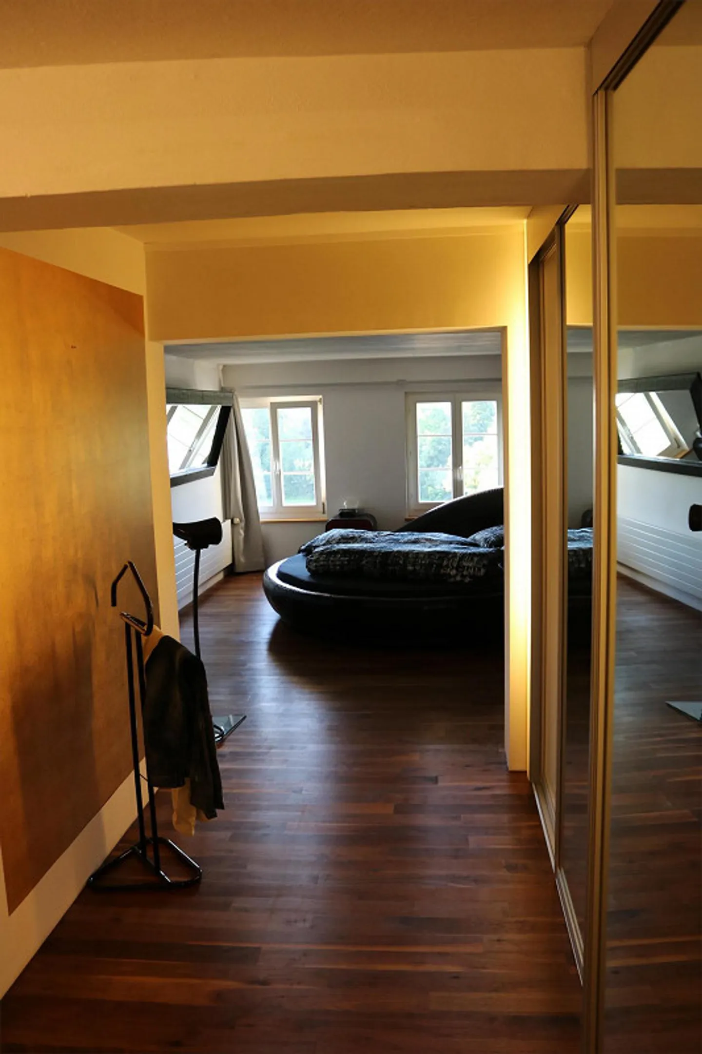 Charmante 4.5 Zimmer Maisonette-Wohnung in historischem Altbau - Foto 8 von 13