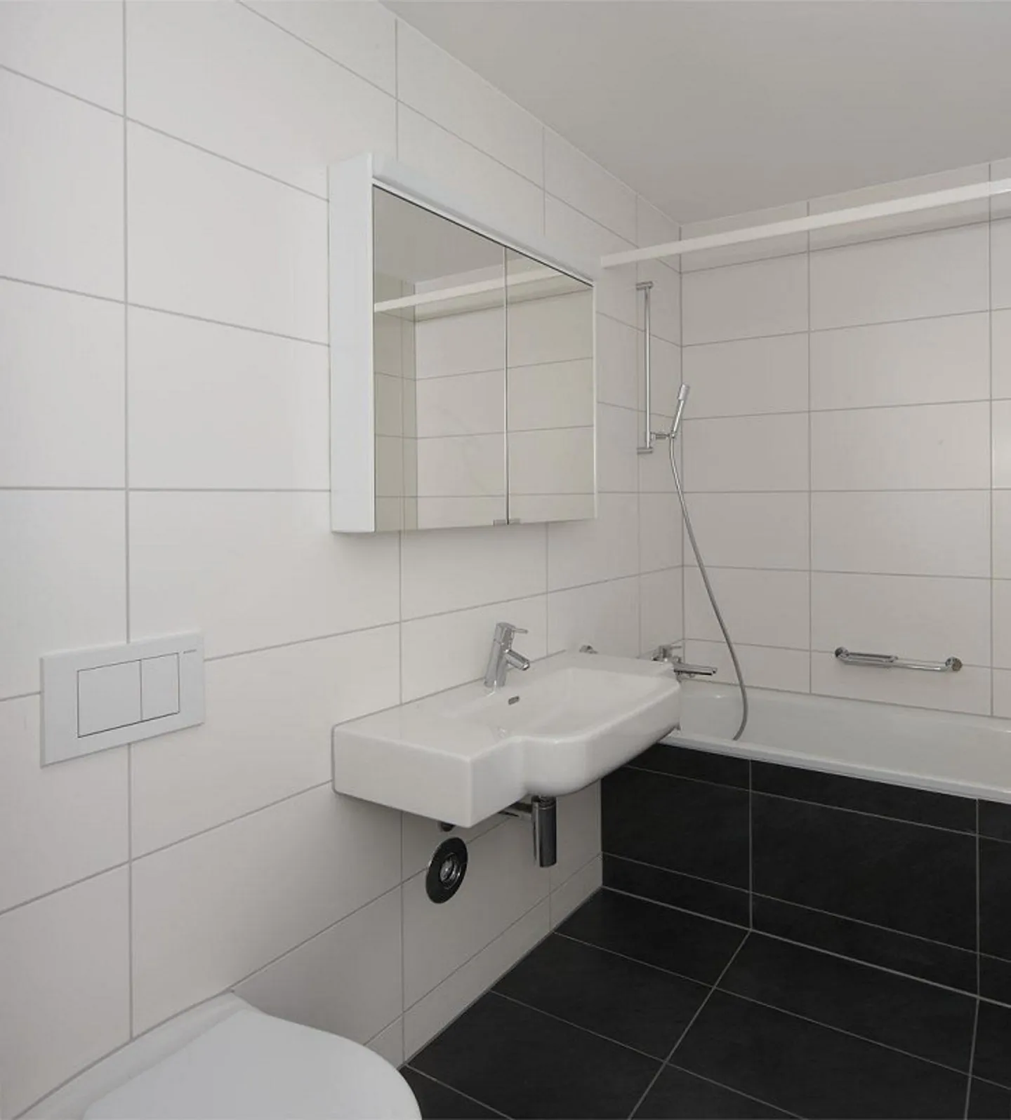 Apartment in a central location in Adliswil - Photo 3 of 6