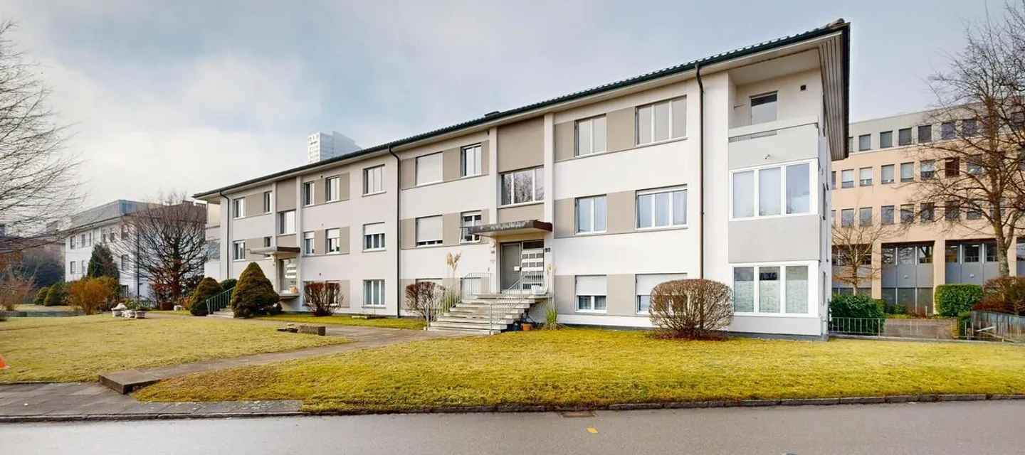 Appartamento 3½ locali con potenziale a Ostermundigen - Foto 1 di 14