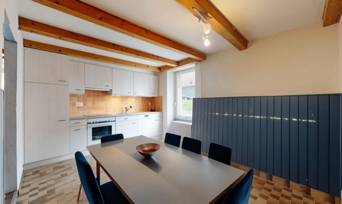 Great potential for development with generous volumes - Photo 7 of 13