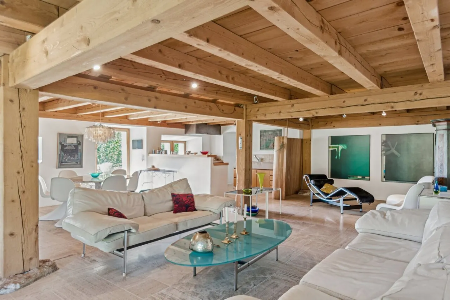 Magnificent renovated farmhouse. Entered into the history of watchmaking - Photo 16 of 31