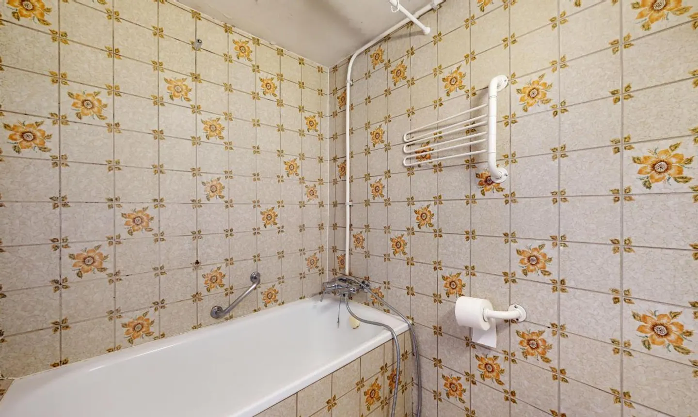 Great potential for development with generous volumes - Photo 11 of 13