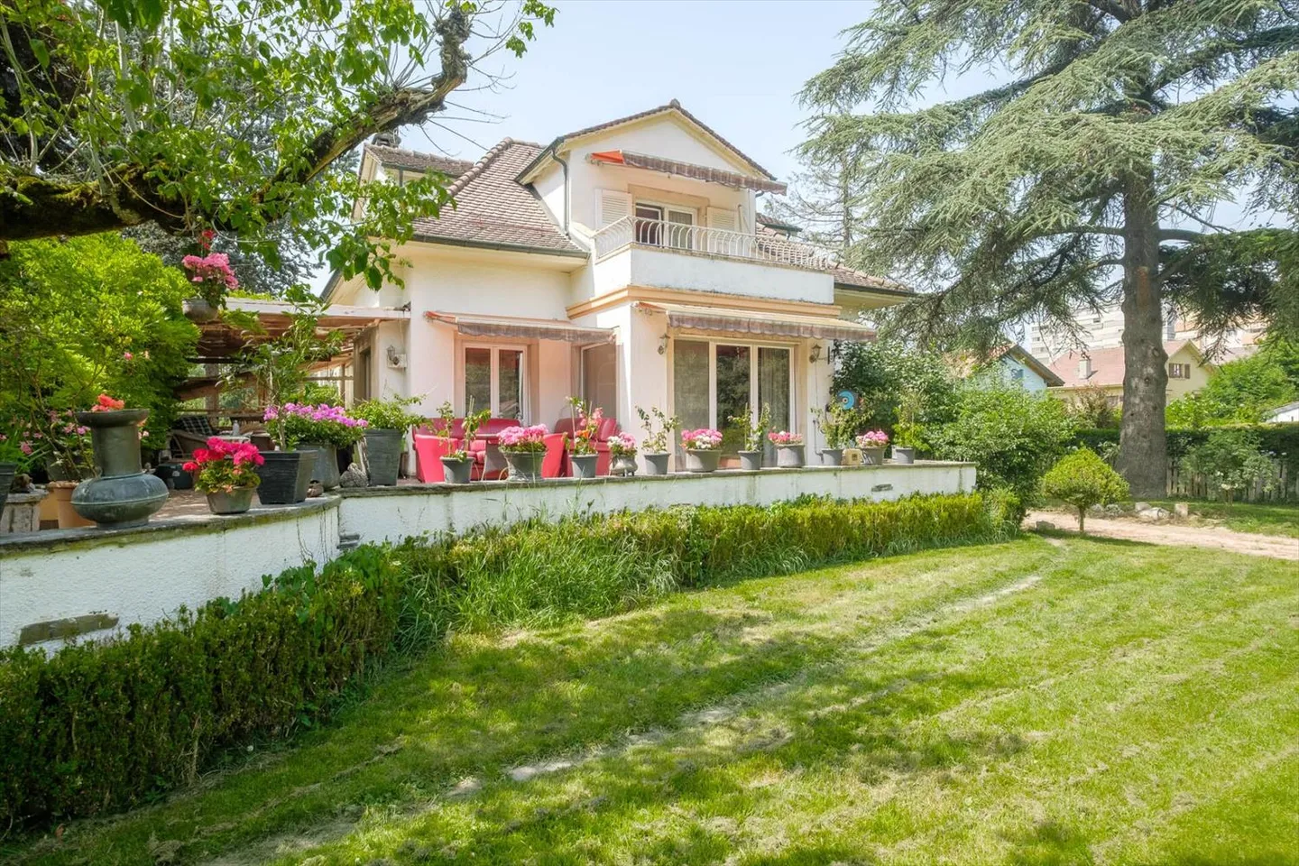 Einfamilienhaus kaufen - Foto 2 von 8