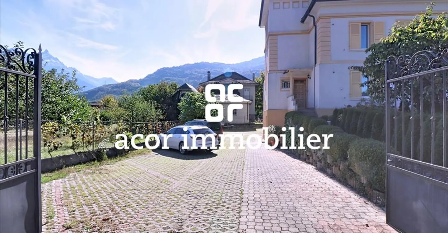 MONTHEY - Edificio residenziale esclusivo e unico con più appartamenti - Foto 1 di 1