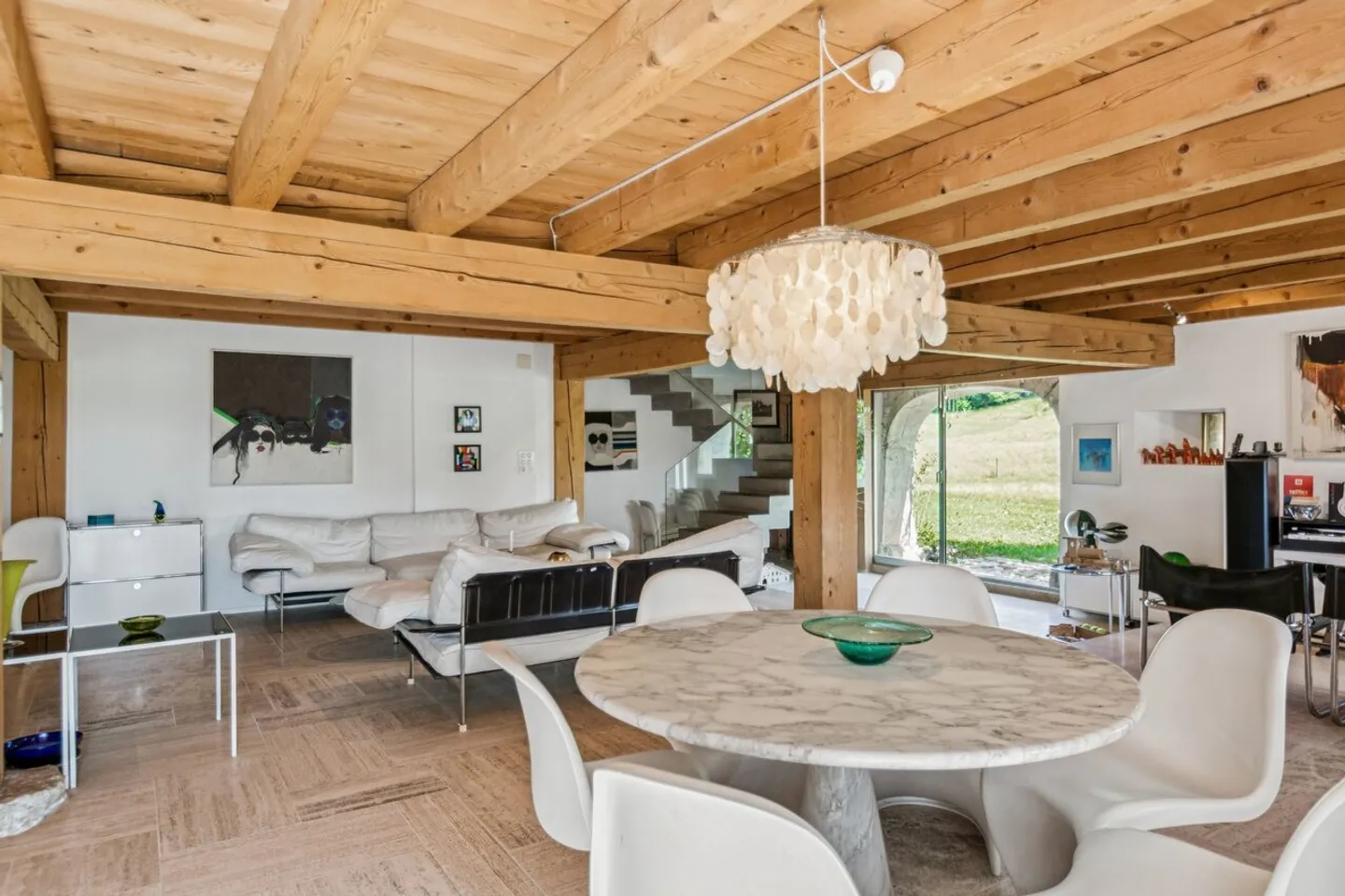 Magnificent renovated farmhouse. Entered into the history of watchmaking - Photo 18 of 31