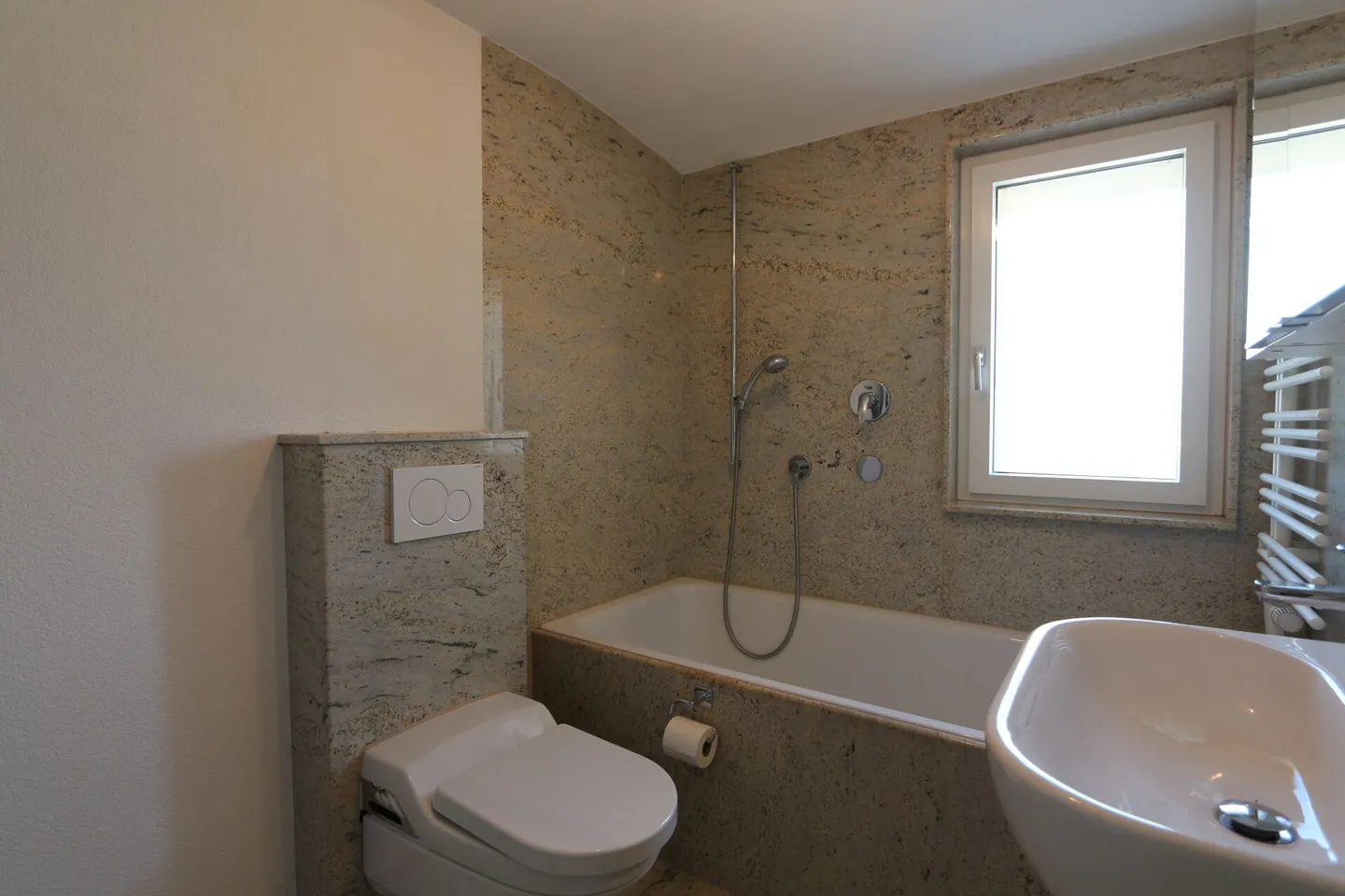 Charmantes Bungalow mit Garten - Foto 4 von 13