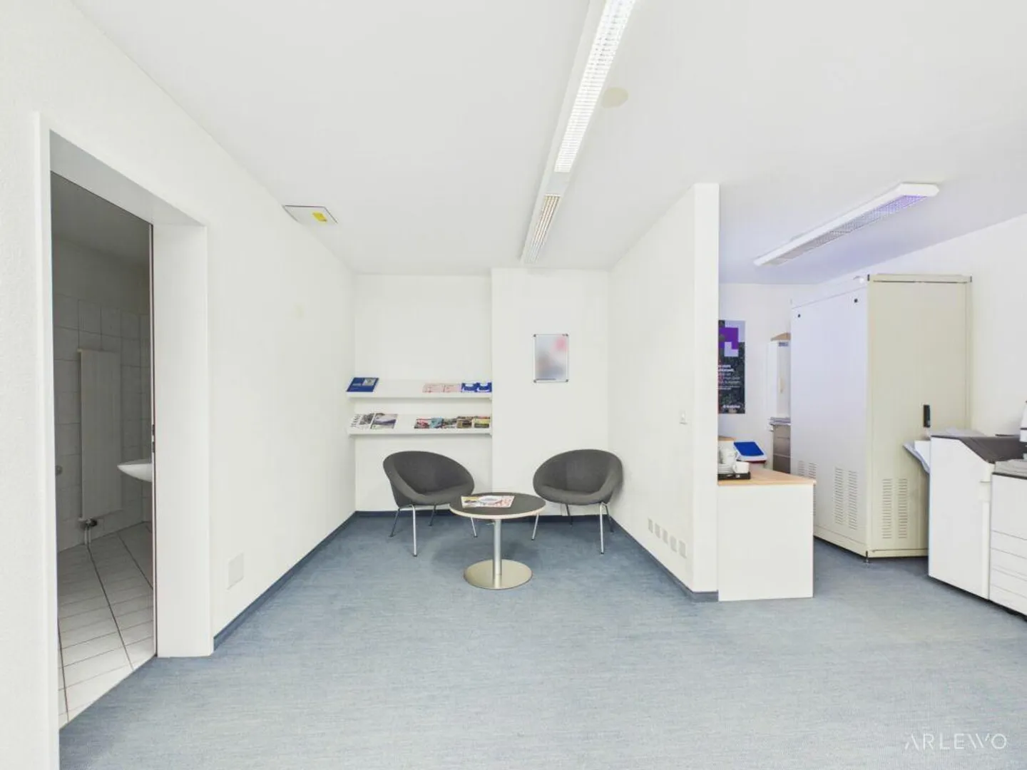 Practical Office Space in the Heart of Stans - Photo 2 of 12