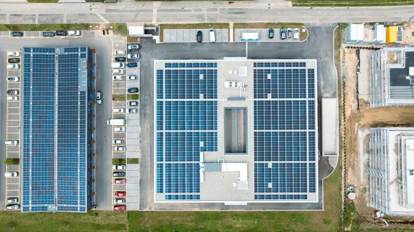 Nouveau à Gland - Grande surface commerciale - industrielle / 600m2 - Photo 5 sur 9