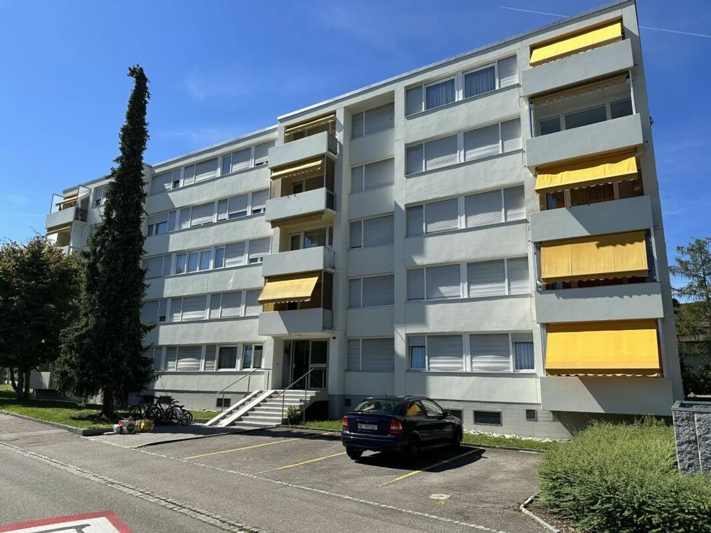 Renoviertes Apartment in Reinach - Foto 7 von 8