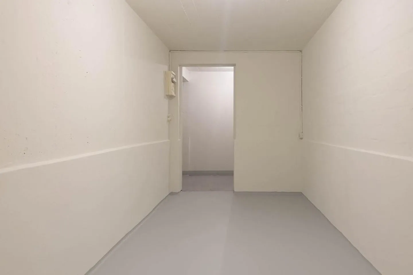 Attractive office/store space on the ground floor with terrace and storage room - Photo 12 of 12