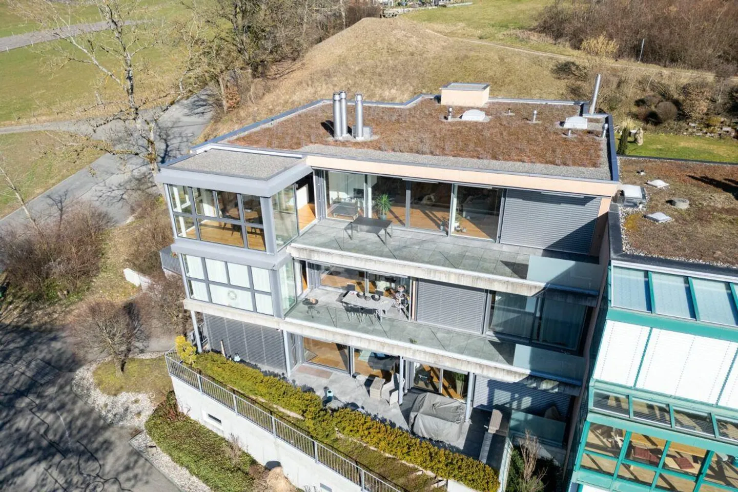 Appartement penthouse exclusif dans un emplacement privilégié avec vue imprenable sur la montagne et le lac... - Photo 1 sur 13