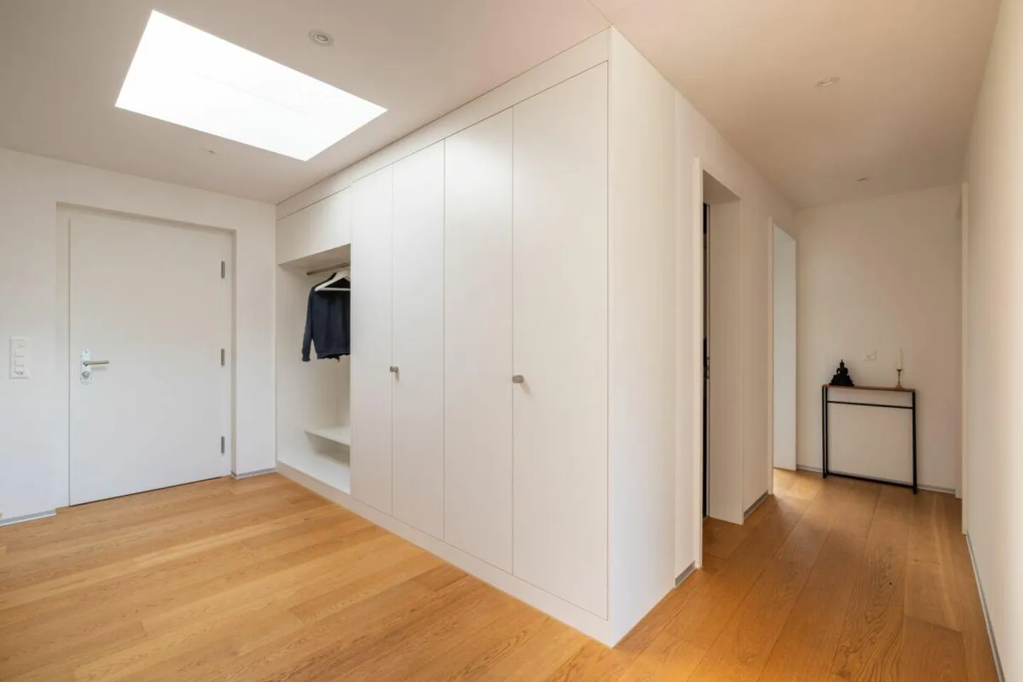 Appartement penthouse exclusif dans un emplacement privilégié avec vue imprenable sur la montagne et le lac... - Photo 6 sur 13