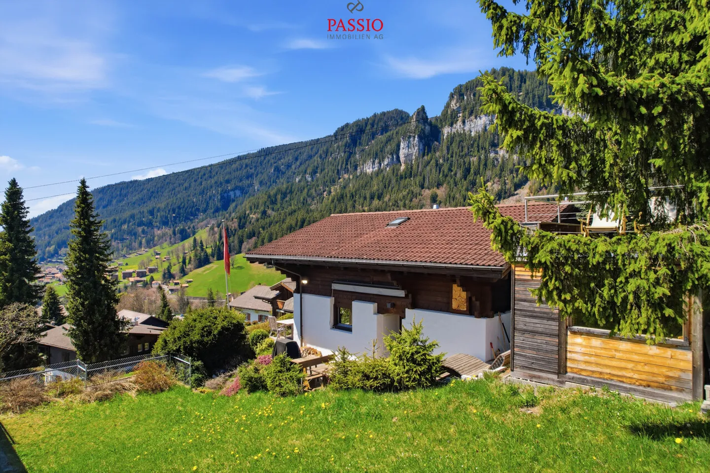 Chalet Charmant avec Vue sur le Lac - Photo 46 sur 48