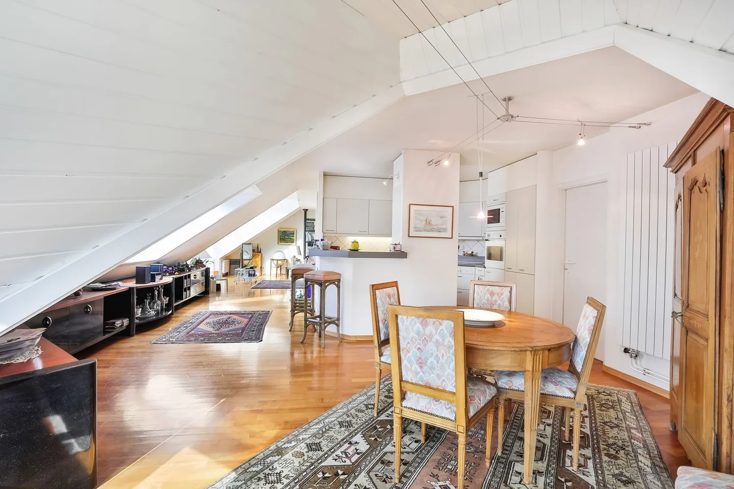 Appartamento di Lusso con Garage - Foto 6 di 13