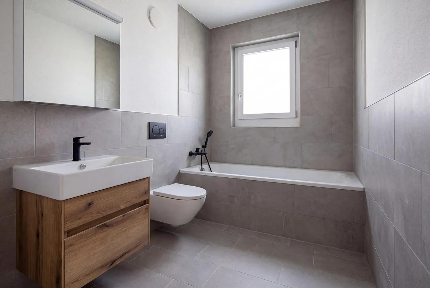 Exklusive Attika-Wohnung mit Terrasse - Foto 4 von 4