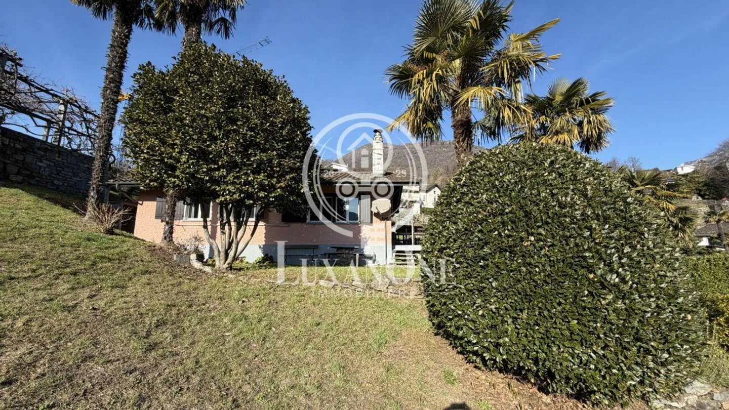 Unique holiday property with dependance, view and privacy - Photo 2 of 10